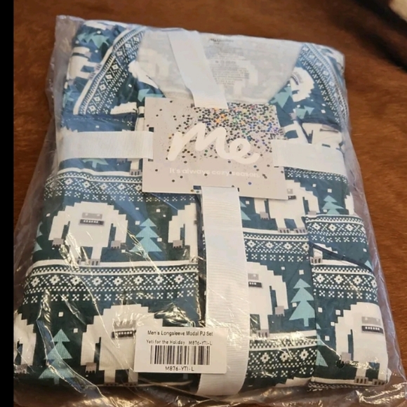 Me Undies- Modal Pajama Set & Matching Fuzxy Socks ( Abominable Snowman)-L - Picture 2 of 5